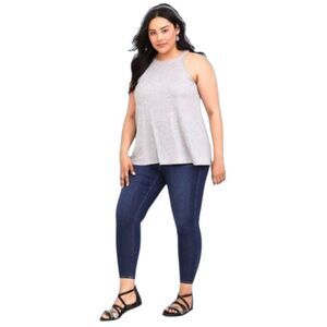 TORRID Plus Size Shimmery Gray Ribbed Goddess Tank Top.